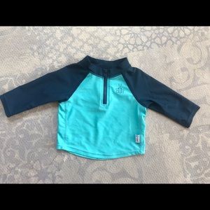 i play. by green sprouts rashguard size 6 months